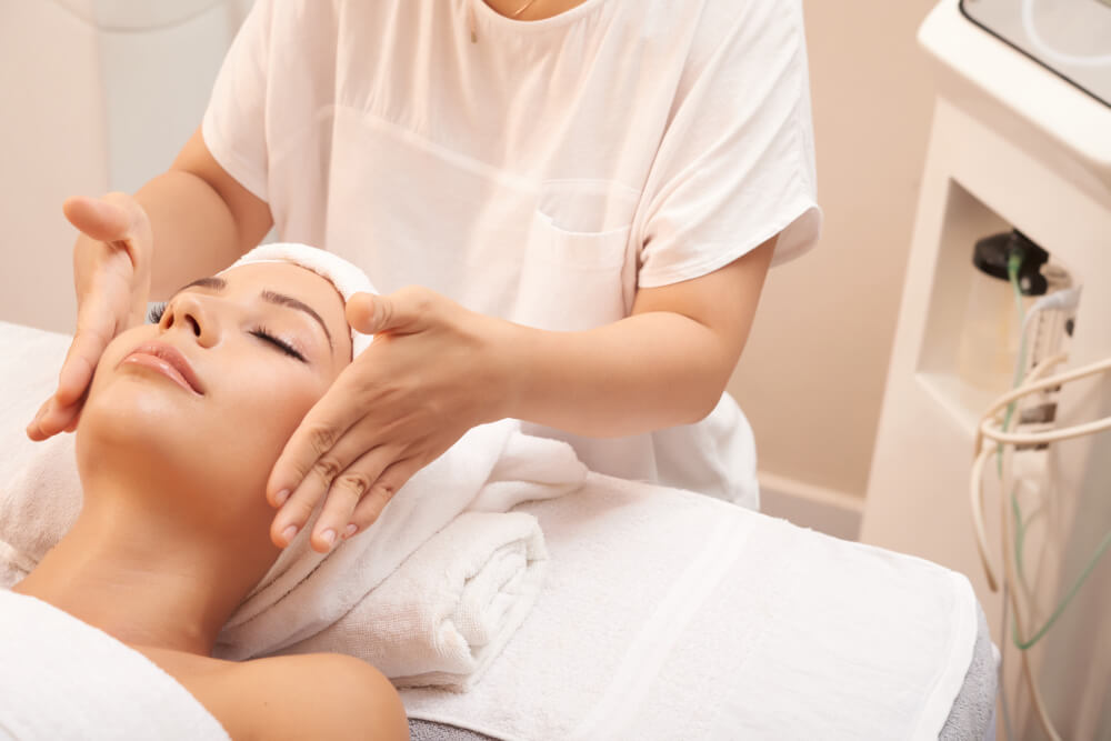 top 10 reasons to visit a spa in dubai